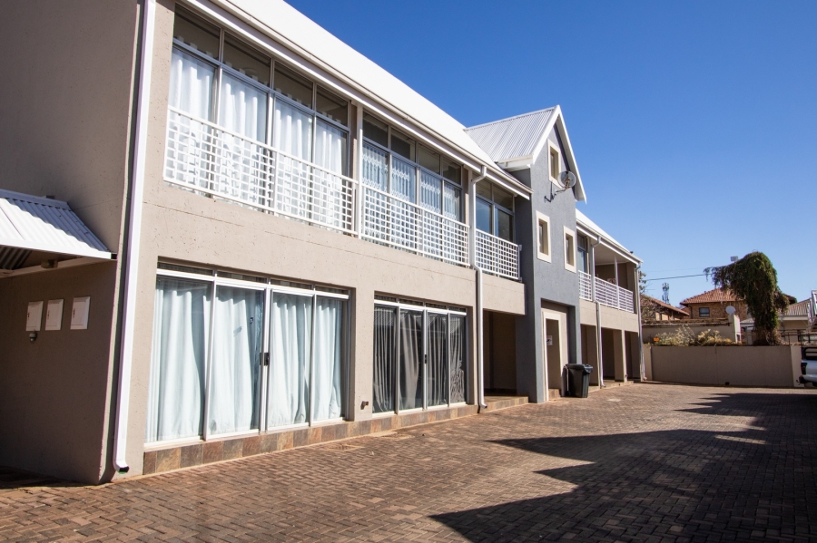 1 Bedroom Property for Sale in Bult West North West